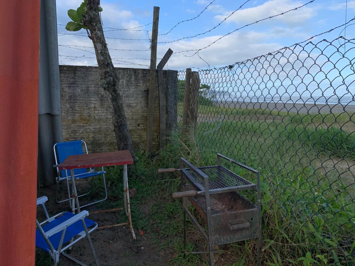 Chale Jorai - Pe Na Areia Villa Bertioga Buitenkant foto